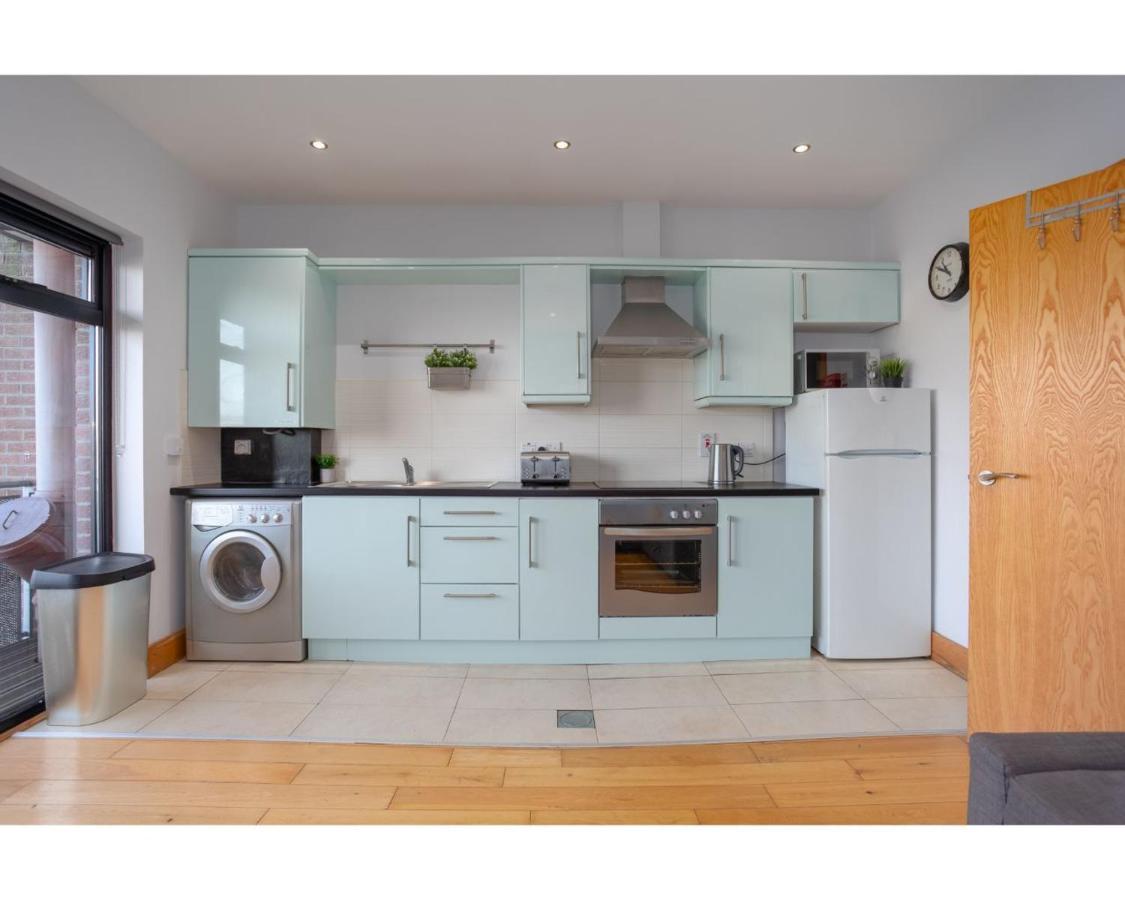 Central Belfast Apartments Eden エクステリア 写真