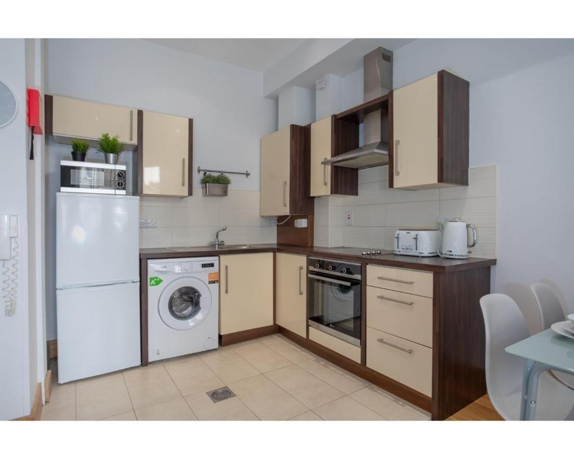 Central Belfast Apartments Eden エクステリア 写真