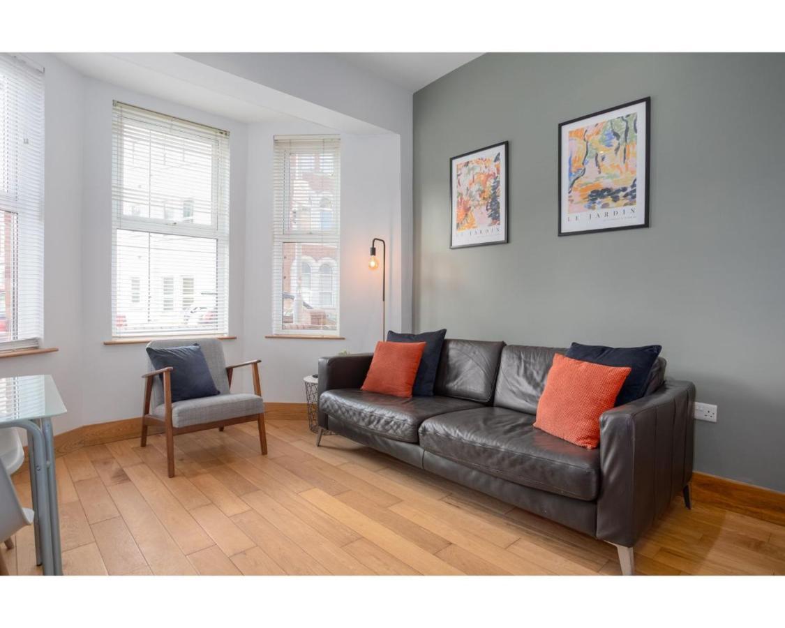 Central Belfast Apartments Eden エクステリア 写真